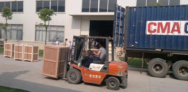 出口離心機(jī)發(fā)貨了